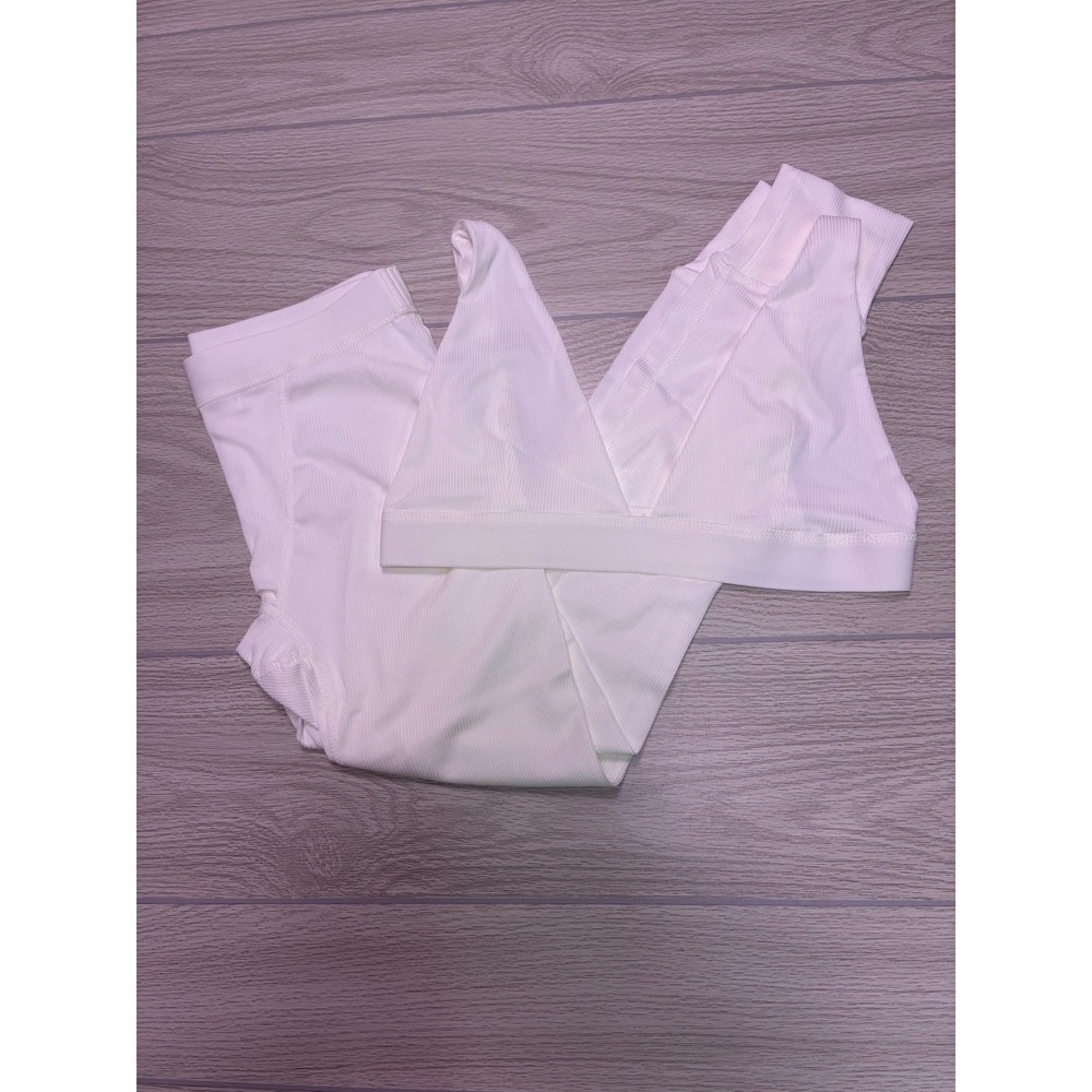 White Ribbed‎ Knit 2-Piece Lounge Set Bralette and Leggings Size M